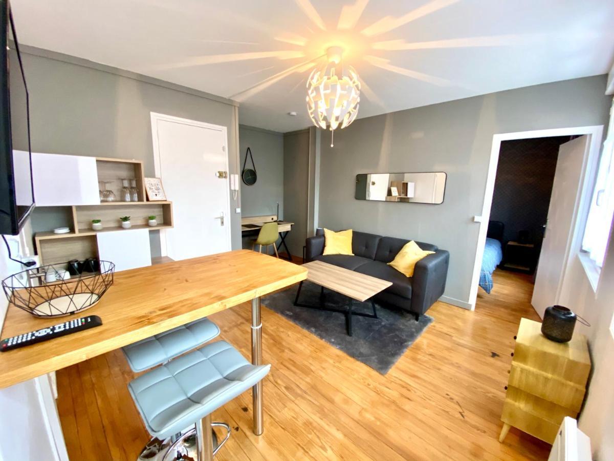 6- Appartement De 2 Pieces Refait A Neuf En Centre Ville Dieppe Exterior foto